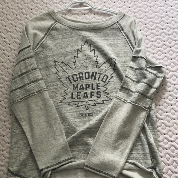 CCM Toronto Maple Leafs Sweater - Picture 1 of 2